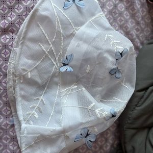 white bucket hat with 3D butterflies!
